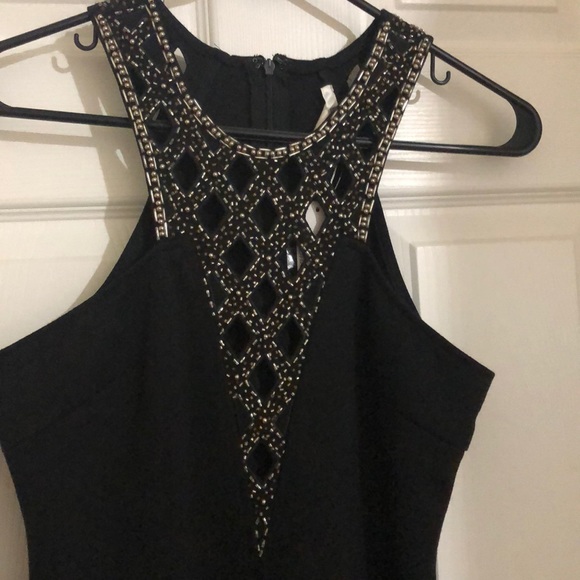 Dress - Picture 2 of 7